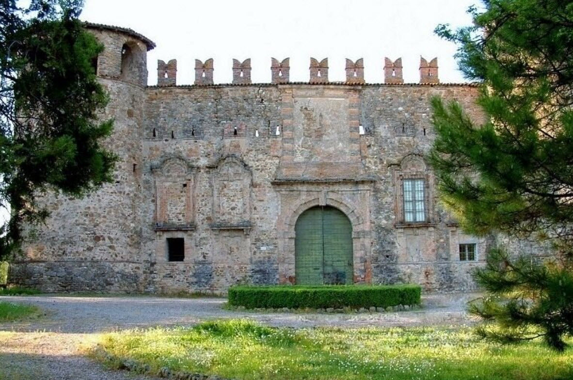 Castello di Statto, Italy